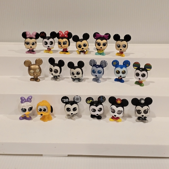 Disney Doorables Mickey and Friends Figure Set - Picture 1 of 5